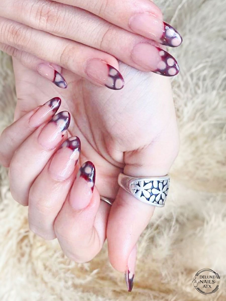 DELUXE NAILS ATX